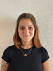 Leonie_neu.png Leonie_neu.png
